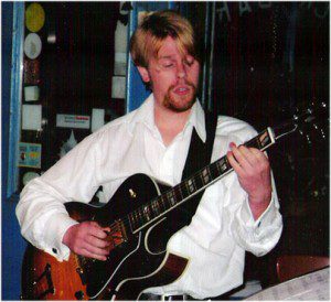 Matt Hopper - Kansas City jazz guitarist photo